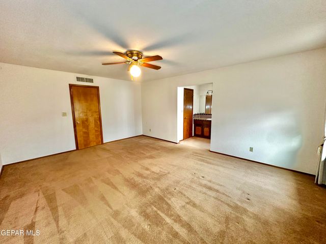 4540 Croton Circle, El Paso, TX 79924