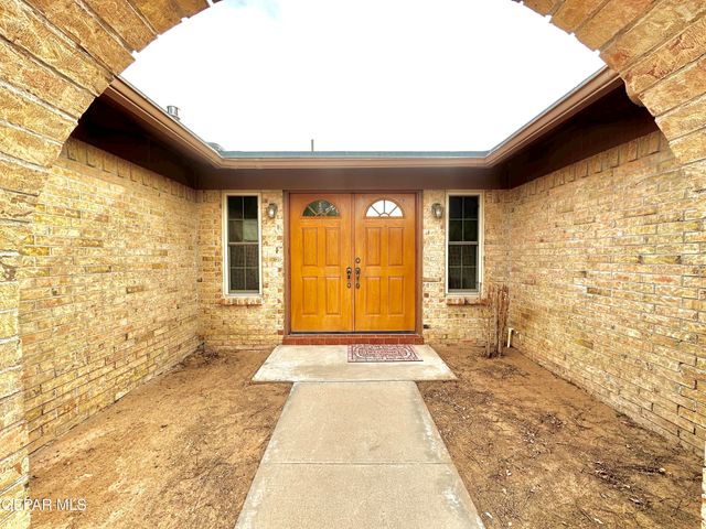 4540 Croton Circle, El Paso, TX 79924