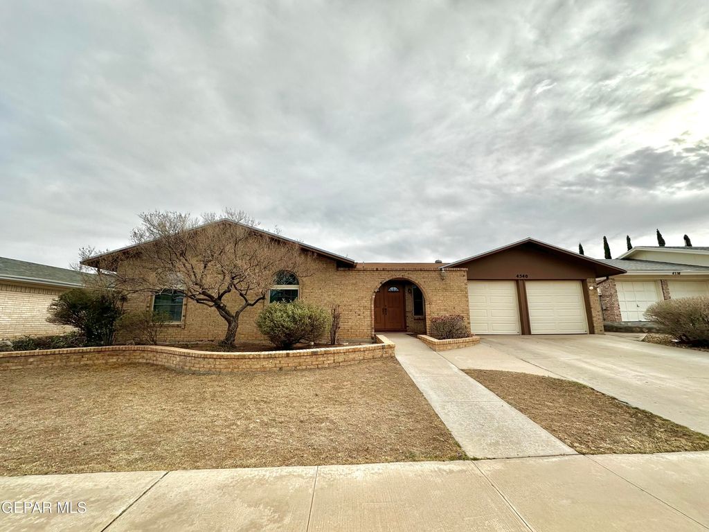 4540 Croton Circle, El Paso, TX 79924