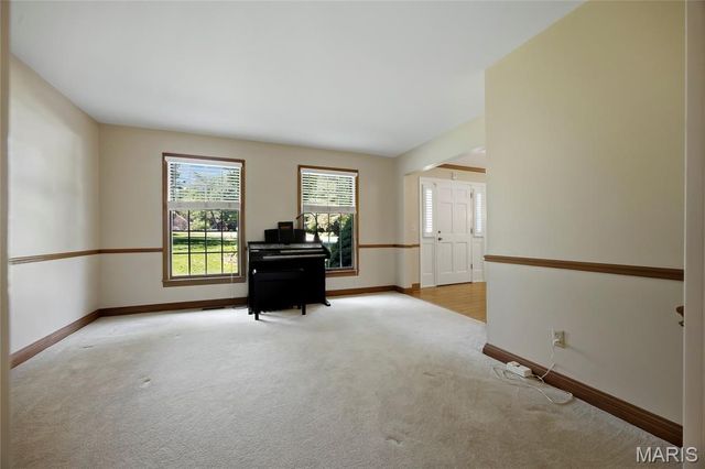 1148 Black Forest Drive, St Charles, MO 63301