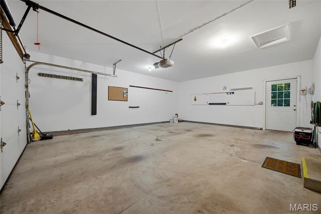 1148 Black Forest Drive, St Charles, MO 63301