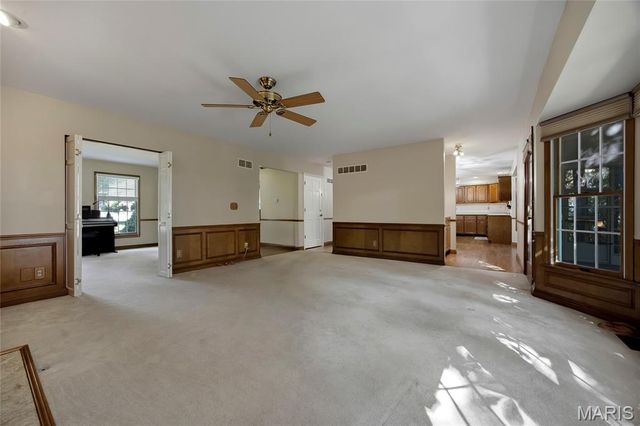1148 Black Forest Drive, St Charles, MO 63301