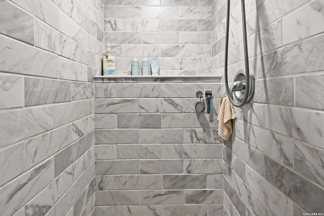 713 Lake Forest Rd., Pipe Creek, TX 78063