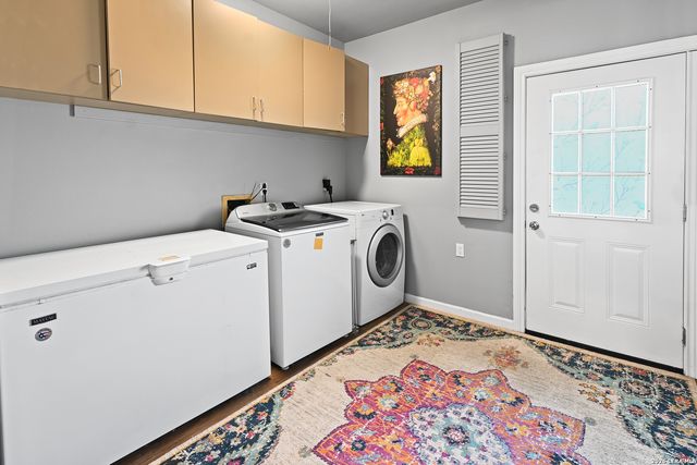 713 Lake Forest Rd., Pipe Creek, TX 78063