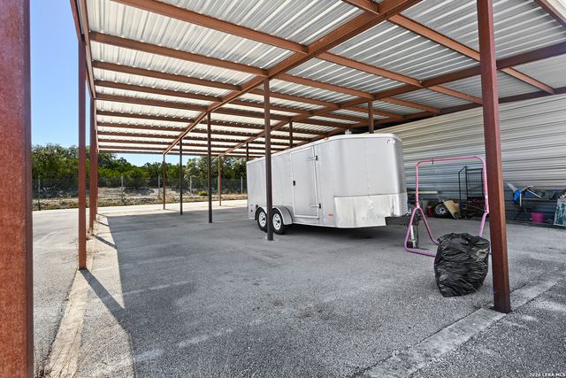 713 Lake Forest Rd., Pipe Creek, TX 78063