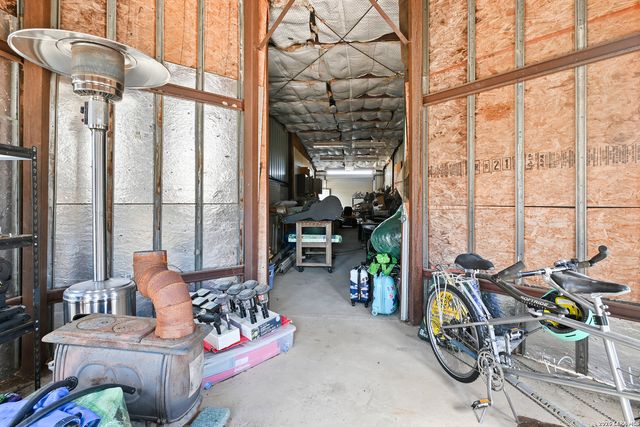 713 Lake Forest Rd., Pipe Creek, TX 78063