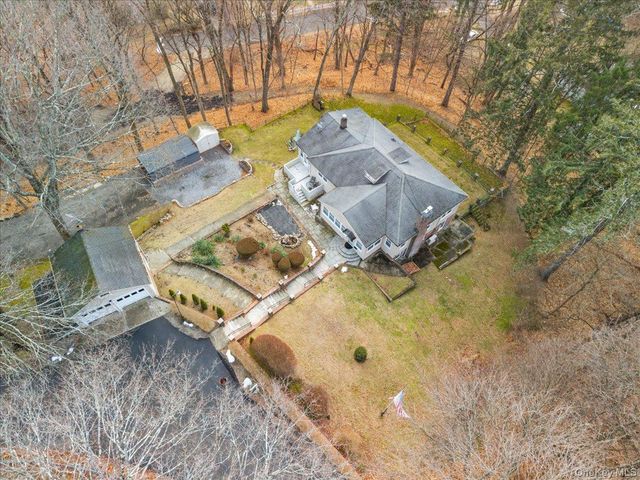 9 Crescent Hill Drive, Cortlandt Manor, NY 10567