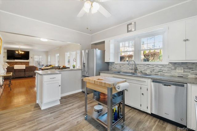 9 Crescent Hill Drive, Cortlandt Manor, NY 10567