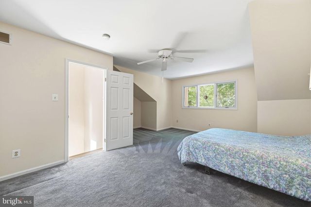 502 WILLIAMSON CIR, Media, PA 19063