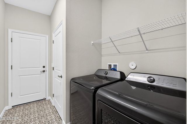 231 Hang Loose Way, Daytona Beach, FL 32124