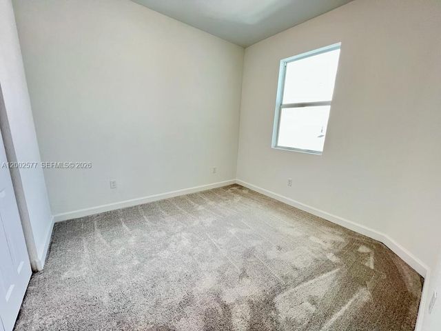 212 SE Woodbark St, Port St. Lucie, FL 34984