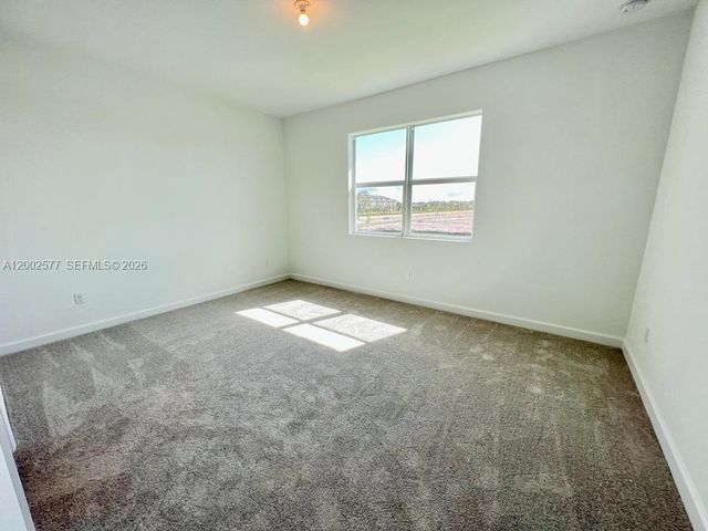 212 SE Woodbark St, Port St. Lucie, FL 34984