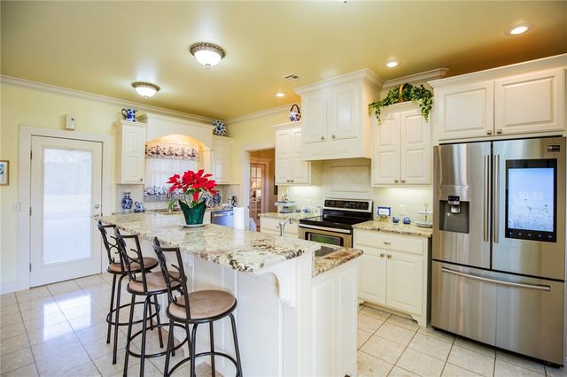 815 James Place, West Fork, AR 72774