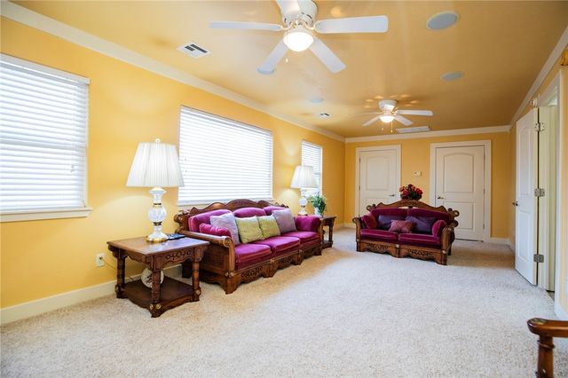 815 James Place, West Fork, AR 72774