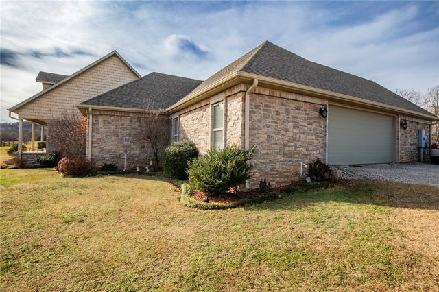 815 James Place, West Fork, AR 72774