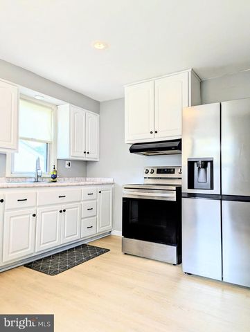 1215 N FRANKLIN ST, Pottstown, PA 19464