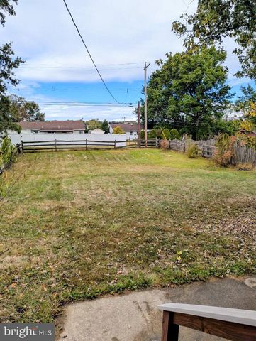 1215 N FRANKLIN ST, Pottstown, PA 19464