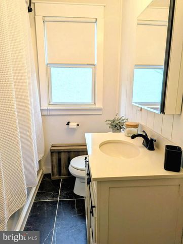 1215 N FRANKLIN ST, Pottstown, PA 19464