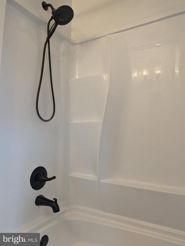 1215 N FRANKLIN ST, Pottstown, PA 19464