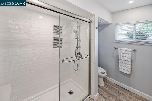 2017 Oakmont Way 2, Walnut Creek, CA 94595