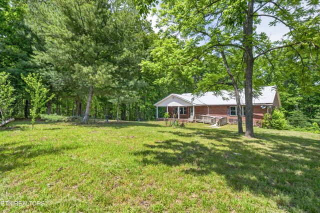 1161 Charlie Doss Rd, Jamestown, TN 38556