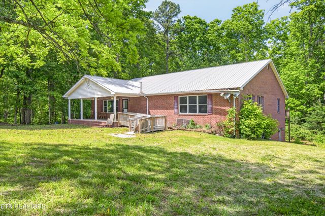 1161 Charlie Doss Rd, Jamestown, TN 38556
