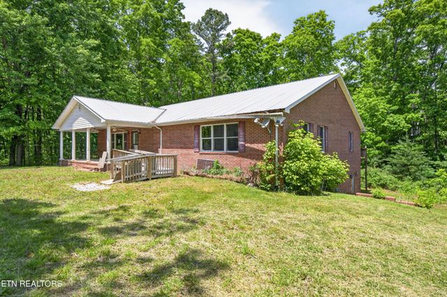 1161 Charlie Doss Rd, Jamestown, TN 38556