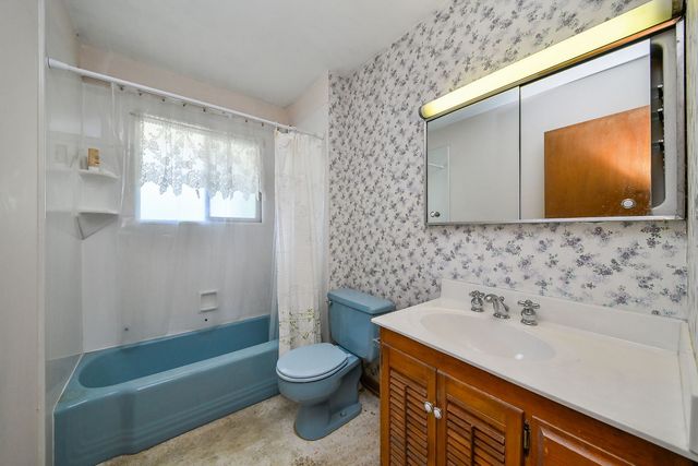 1251 Trillium Court, Batavia, IL 60510