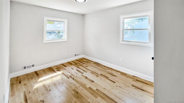 162 State Street, Westbury, NY 11590