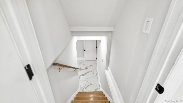 162 State Street, Westbury, NY 11590