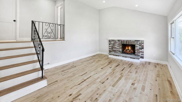 162 State Street, Westbury, NY 11590