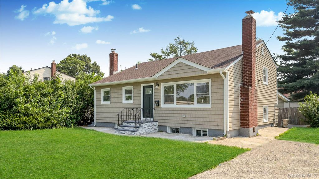 162 State Street, Westbury, NY 11590