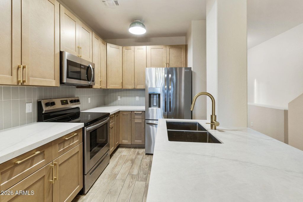 1961 N HARTFORD Street 1140, Chandler, AZ 85225