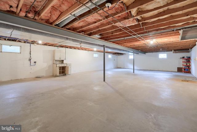 10 CARRIAGE DR, Gordonville, PA 17529