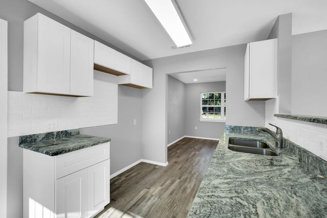 3450 Silverhill Drive, Dallas, TX 75241