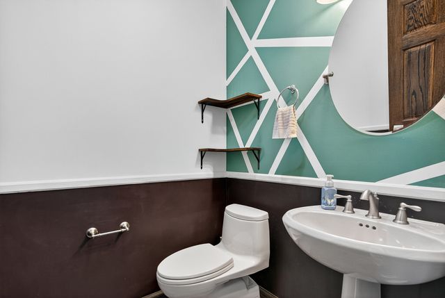 336 Oakhill Court, Antioch, IL 60002