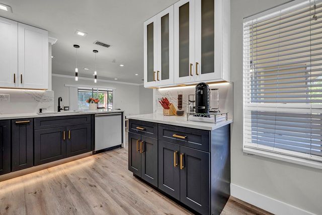 19667 Delaware Circle, Boca Raton, FL 33434