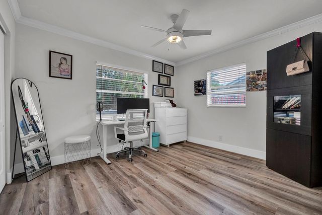 19667 Delaware Circle, Boca Raton, FL 33434