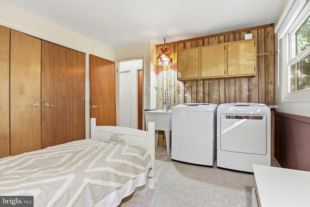 5066 HILLCLIMB RD, Spring Grove, PA 17362