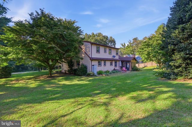 5066 HILLCLIMB RD, Spring Grove, PA 17362