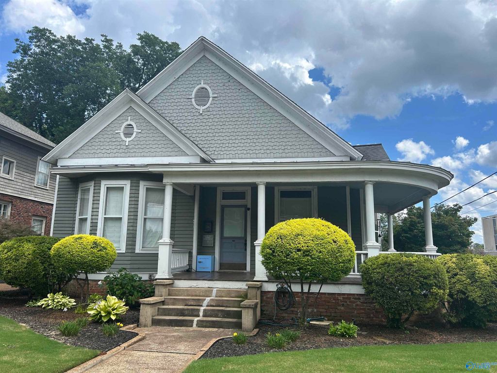 506 Ferry Street NE, Decatur, AL 35601