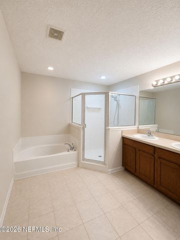3945 BUCKTHORNE Drive 3, Orange Park, FL 32065