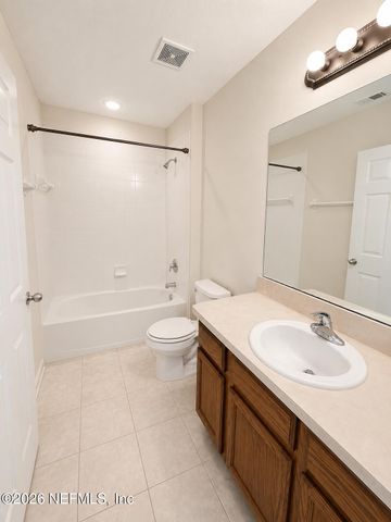 3945 BUCKTHORNE Drive 3, Orange Park, FL 32065