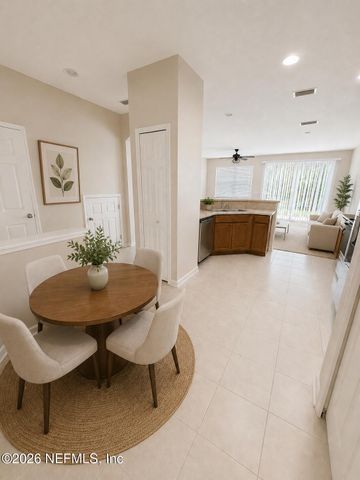 3945 BUCKTHORNE Drive 3, Orange Park, FL 32065