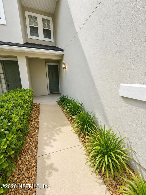 3945 BUCKTHORNE Drive 3, Orange Park, FL 32065