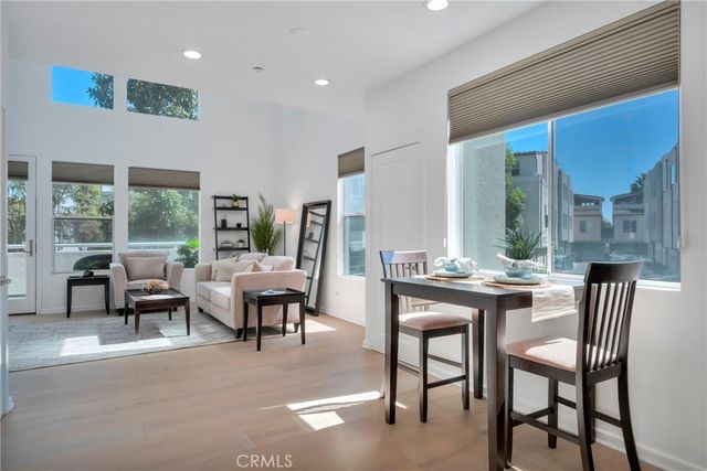 5550 Boardwalk 102, Hawthorne, CA 90250