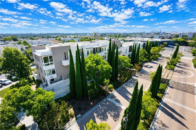 5550 Boardwalk 102, Hawthorne, CA 90250