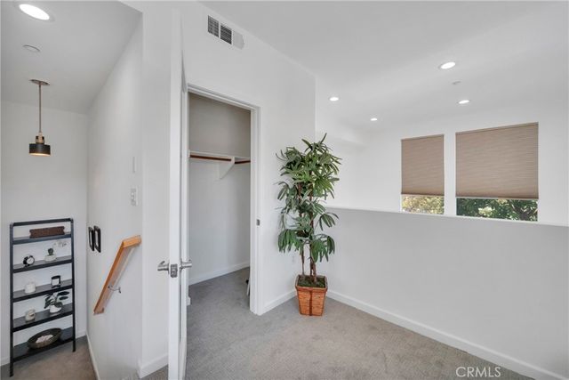 5550 Boardwalk 102, Hawthorne, CA 90250