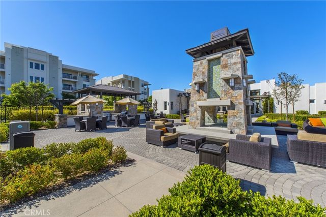 5550 Boardwalk 102, Hawthorne, CA 90250