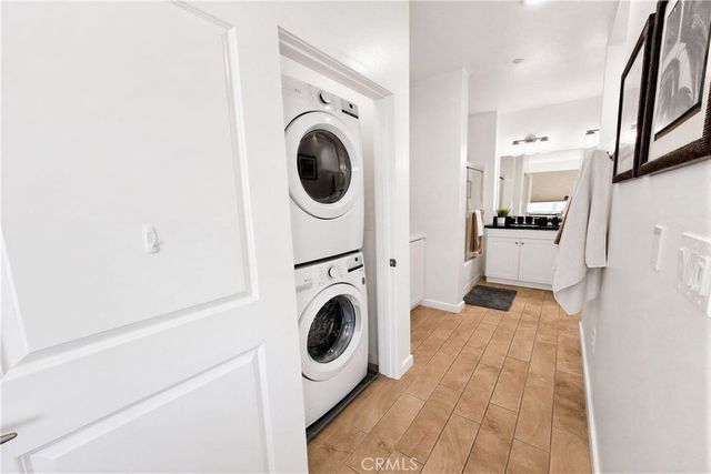 5550 Boardwalk 102, Hawthorne, CA 90250